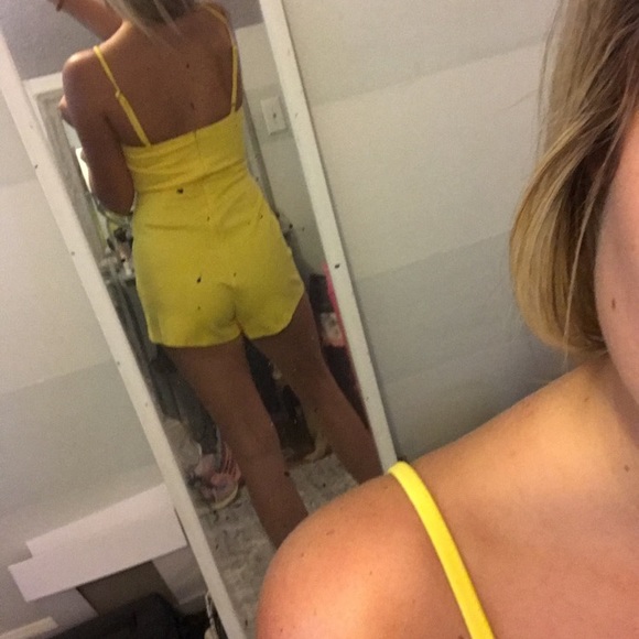 Showpo bright yellow romper - Picture 3 of 5